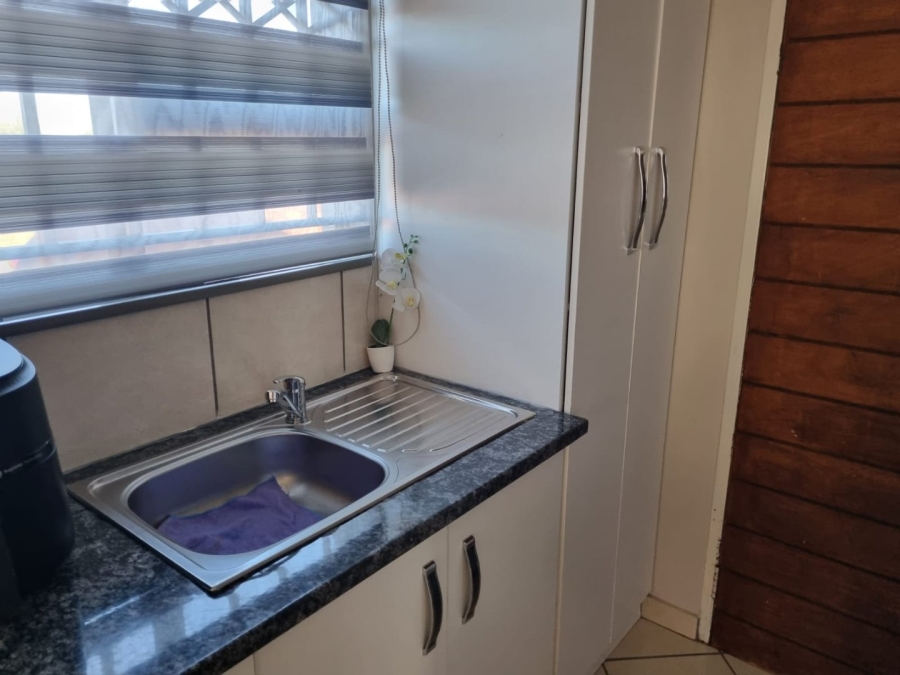 2 Bedroom Property for Sale in Raceway Free State